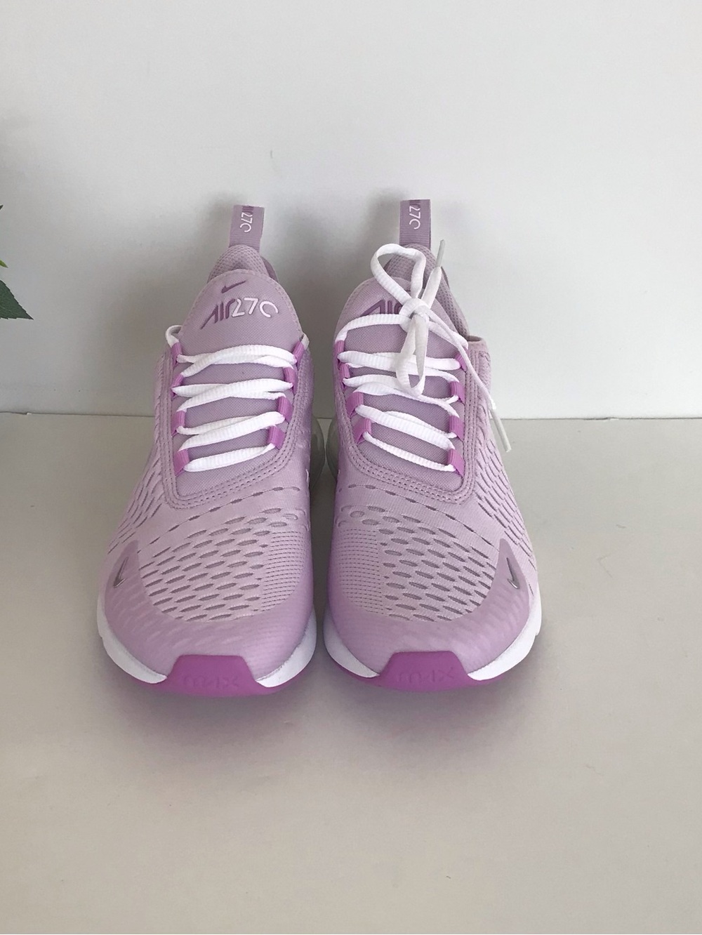 Nike Air Max 270 - Picture 4 of 8